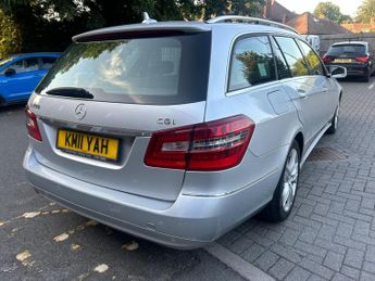 Mercedes-Benz E Class 1.8 E200 CGI BlueEfficiency Avantgarde Tiptronic Euro 5 5dr