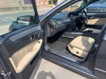 Mercedes-Benz E Class 2.1 E250 CDI BlueEfficiency Sport Tiptronic Euro 5 5dr