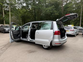 Volkswagen Sharan 2.0 TDI BlueMotion Tech SE DSG Euro 5 (s/s) 5dr