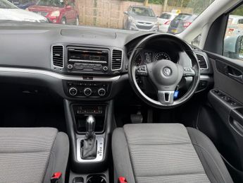 Volkswagen Sharan 2.0 TDI BlueMotion Tech SE DSG Euro 5 (s/s) 5dr