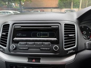 Volkswagen Sharan 2.0 TDI BlueMotion Tech SE DSG Euro 5 (s/s) 5dr