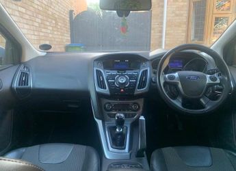 Ford Focus 1.0T EcoBoost Titanium X Euro 5 (s/s) 5dr