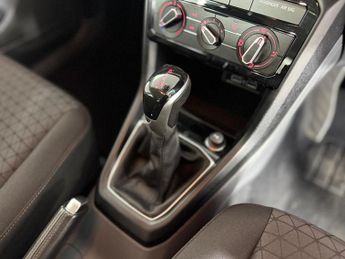 Volkswagen T-Cross 1.6 TDI SE DSG Euro 6 (s/s) 5dr