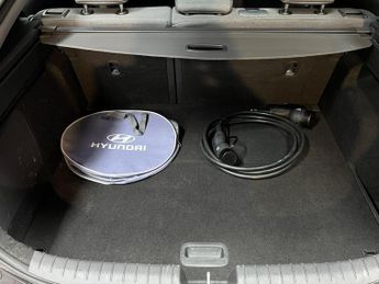 Hyundai IONIQ 38.3kWh Premium Auto 5dr