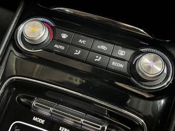MG MG5 61.1kWh Exclusive Long Range Auto 5dr