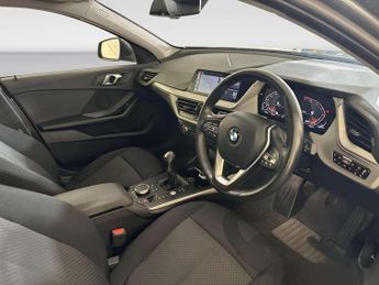 BMW 1 Series 1.5 118i SE (LCP) Hatchback 5dr Petrol Manual Euro 6 (s/s) (136 