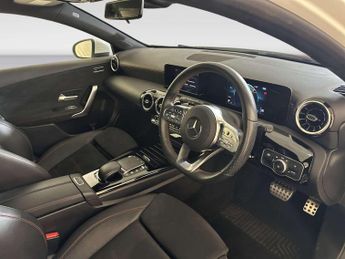 Mercedes-Benz A Class 1.5 A180d AMG Line Hatchback 5dr Diesel 7G-DCT Euro 6 (s/s) (116