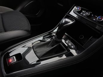Vauxhall Grandland X 1.5 Turbo D BlueInjection Sport Nav Auto Euro 6 (s/s) 5dr