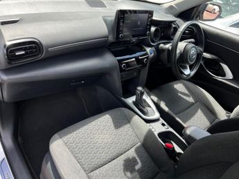 Toyota Yaris Cross 1.5 VVT-h Icon E-CVT Euro 6 (s/s) 5dr