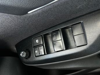 Toyota Yaris Cross 1.5 VVT-h Icon E-CVT Euro 6 (s/s) 5dr