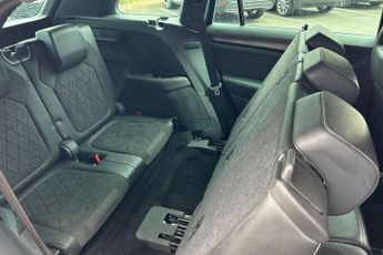 SKODA Kodiaq Diesel Estate 2.0 TDI Sport Line 4x4 5dr DSG [7 Seat]
