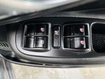 Fiat 500L 1.3 MultiJet Lounge MPW Dualogic Euro 5 (s/s) 5dr (7 Seat)