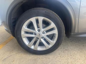 Nissan Juke 1.6 Acenta Premium XTRON Euro 6 5dr