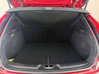 Volvo V40 2.0 D2 Momentum Nav Plus Auto Euro 6 (s/s) 5dr