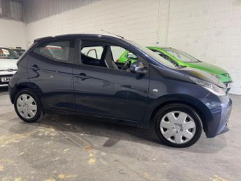 Toyota AYGO 1.0 VVT-i x-play Euro 6 5dr