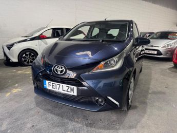 Toyota AYGO 1.0 VVT-i x-play Euro 6 5dr