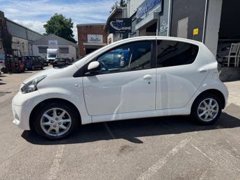Toyota AYGO 1.0 VVT-i Mode Euro 5 5dr
