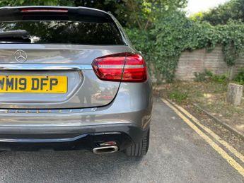 Mercedes-Benz GLA 1.6 GLA180 Urban Edition 7G-DCT Euro 6 (s/s) 5dr
