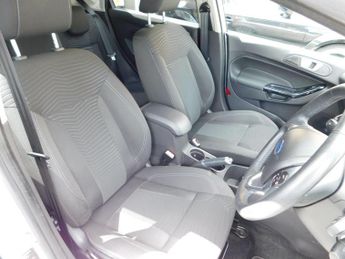 Ford Fiesta 1.0T EcoBoost Titanium Powershift Euro 5 5dr
