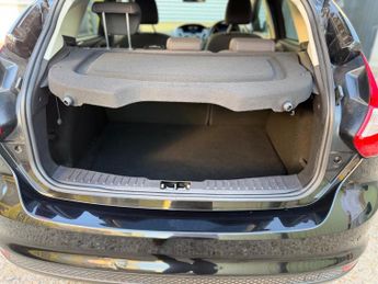 Ford Focus 1.6 Titanium Powershift Euro 5 5dr