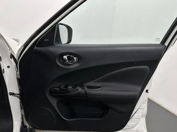 Nissan Juke 1.6 Tekna XTRON Euro 6 5dr