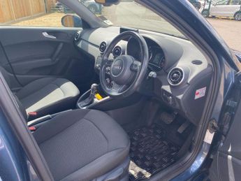 Audi A1 1.0 TFSI SE Sportback S Tronic Euro 6 (s/s) 5dr
