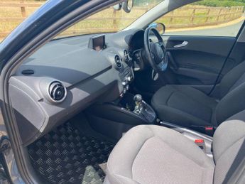 Audi A1 1.0 TFSI SE Sportback S Tronic Euro 6 (s/s) 5dr