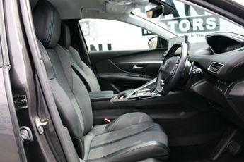 Peugeot 3008 1.6 13.2kWh Allure e-EAT Euro 6 (s/s) 5dr