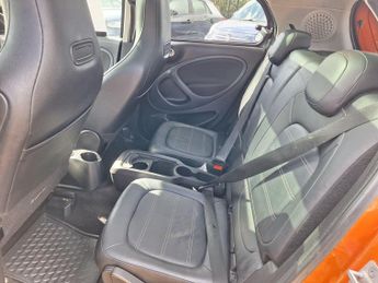 Smart forfour EQ 17.6kWh Prime (Premium) Auto 5dr (22kW Charger)