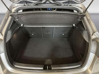 Mercedes-Benz A Class 1.3 A200 AMG Line (Executive) Hatchback 5dr Petrol 7G-DCT Euro 6