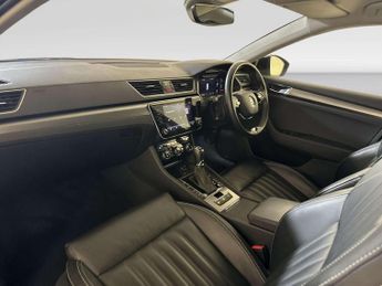 Skoda Superb 2.0 TDI SE L Estate 5dr Diesel DSG Euro 6 (s/s) (150 ps)