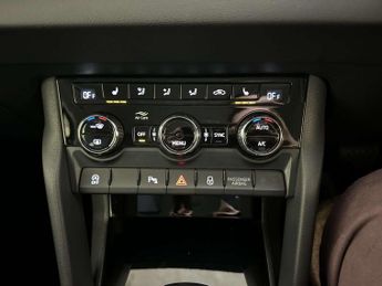 Skoda Karoq 1.5 TSI ACT SE L SUV 5dr Petrol DSG Euro 6 (s/s) (150 ps)