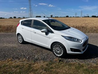 Ford Fiesta 1.0T EcoBoost Titanium Hatchback 5dr Petrol Powershift Euro 5 (1