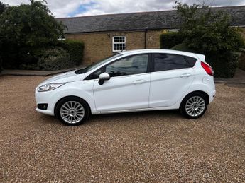 Ford Fiesta 1.0T EcoBoost Titanium Hatchback 5dr Petrol Powershift Euro 5 (1