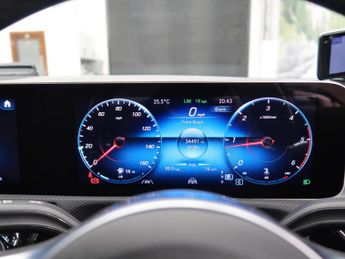 Mercedes-Benz CLA 2.1 CLA200d AMG Line Coupe 7G-DCT 4dr