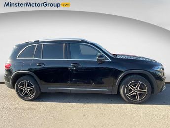 Mercedes-Benz Eqb 300 AMG LINE 4MATIC