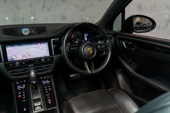Porsche Macan 2.0T PDK 4WD Euro 6 (s/s) 5dr
