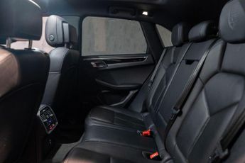 Porsche Macan 2.0T PDK 4WD Euro 6 (s/s) 5dr