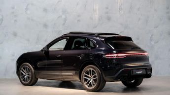 Porsche Macan 2.0T PDK 4WD Euro 6 (s/s) 5dr
