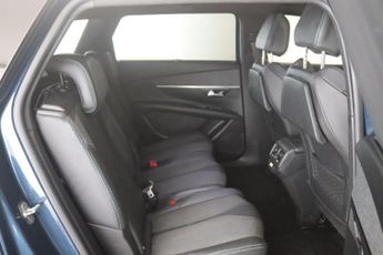 Peugeot 5008 1.2 PureTech Allure Premium + EAT Euro 6 (s/s) 5dr