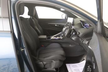 Peugeot 5008 1.2 PureTech Allure Premium + EAT Euro 6 (s/s) 5dr