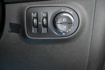 VAUXHALL CORSA 1.4i ecoFLEX Design Hatchback 5dr Petrol Easytronic Euro 6 (s/s)