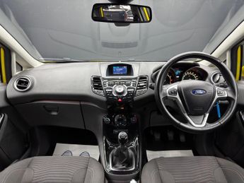 Ford Fiesta 1.0T EcoBoost Titanium Euro 5 (s/s) 5dr