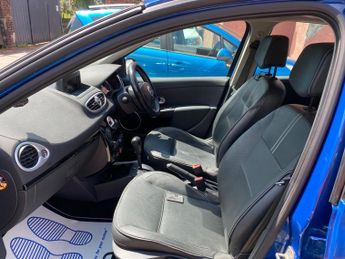 Renault Clio 1.6 VVT Initiale TomTom Auto Euro 4 5dr