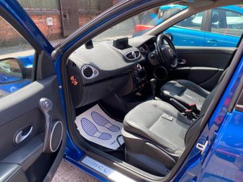 Renault Clio 1.6 VVT Initiale TomTom Auto Euro 4 5dr