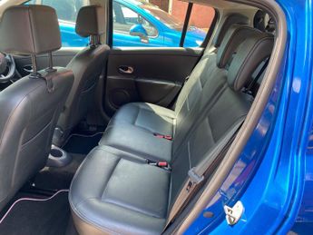Renault Clio 1.6 VVT Initiale TomTom Auto Euro 4 5dr