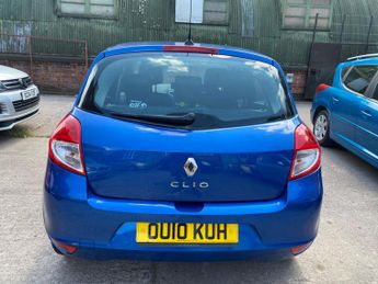 Renault Clio 1.6 VVT Initiale TomTom Auto Euro 4 5dr