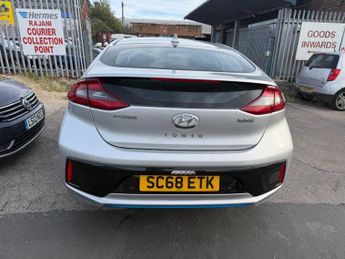 Hyundai IONIQ 1.6 h-GDi Premium SE DCT Euro 6 (s/s) 5dr