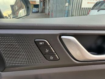 Hyundai IONIQ 1.6 h-GDi Premium SE DCT Euro 6 (s/s) 5dr