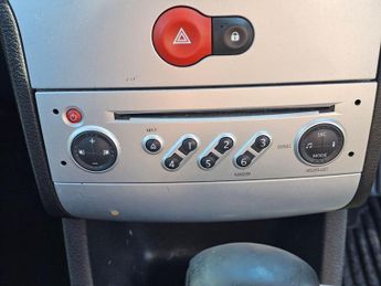Renault Grand Modus 1.6 VVT Dynamique Auto Euro 5 5dr
